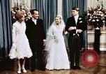 Immagine di Tricia il party di nozze Washington DC USA, 1971, secondo 16 filmato di repertorio 65675056990