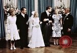 Immagine di Tricia il party di nozze Washington DC USA, 1971, secondo 28 filmato di repertorio 65675056990