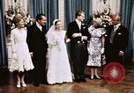 Immagine di Tricia il party di nozze Washington DC USA, 1971, secondo 32 filmato di repertorio 65675056990