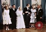 Immagine di Tricia il party di nozze Washington DC USA, 1971, secondo 33 filmato di repertorio 65675056990