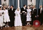 Immagine di Tricia il party di nozze Washington DC USA, 1971, secondo 40 filmato di repertorio 65675056990
