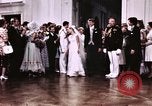 Immagine di Tricia il primo ballo di nozze Washington DC USA, 1971, secondo 7 filmato di repertorio 65675056991