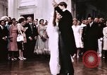 Immagine di Tricia il primo ballo di nozze Washington DC USA, 1971, secondo 24 filmato di repertorio 65675056991