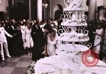 Image Tricia's Wedding Cake Washington DC USA, 1971, de la seconde 7 séquences d'archives historiques vidéo 65675056992