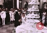 Image Tricia's Wedding Cake Washington DC USA, 1971, de la seconde 9 séquences d'archives historiques vidéo 65675056992