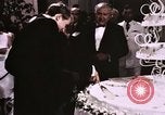 Image Tricia's Wedding Cake Washington DC USA, 1971, de la seconde 17 séquences d'archives historiques vidéo 65675056992