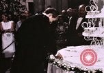 Image Tricia's Wedding Cake Washington DC USA, 1971, de la seconde 18 séquences d'archives historiques vidéo 65675056992