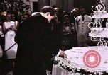 Image Tricia's Wedding Cake Washington DC USA, 1971, de la seconde 20 séquences d'archives historiques vidéo 65675056992