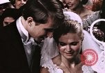 Image Tricia's Wedding Cake Washington DC USA, 1971, de la seconde 25 séquences d'archives historiques vidéo 65675056992