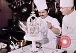Image Tricia's Wedding Cake préparation Washington DC USA, 1971, de la seconde 32 séquences d'archives historiques vidéo 65675056994