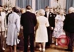 Immagine di Tricia la cerimonia di nozze Washington DC USA, 1971, secondo 1 filmato di repertorio 65675056995