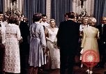 Immagine di Tricia la cerimonia di nozze Washington DC USA, 1971, secondo 12 filmato di repertorio 65675056995