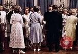 Immagine di Tricia la cerimonia di nozze Washington DC USA, 1971, secondo 17 filmato di repertorio 65675056995