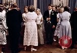 Immagine di Tricia la cerimonia di nozze Washington DC USA, 1971, secondo 27 filmato di repertorio 65675056995