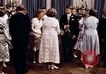 Immagine di Tricia la cerimonia di nozze Washington DC USA, 1971, secondo 29 filmato di repertorio 65675056995
