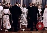 Immagine di Tricia la cerimonia di nozze Washington DC USA, 1971, secondo 57 filmato di repertorio 65675056995