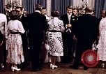Immagine di Tricia la cerimonia di nozze Washington DC USA, 1971, secondo 58 filmato di repertorio 65675056995