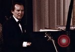 Immagine di Orchestra al matrimonio Washington DC USA, 1971, secondo 33 filmato di repertorio 65675056996