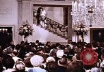 Image Tricia bouquet Washington DC USA, 1971, de la seconde 5 séquences d'archives historiques vidéo 65675056999