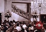 Image Tricia bouquet Washington DC USA, 1971, de la seconde 20 séquences d'archives historiques vidéo 65675056999