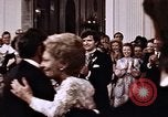 Standbild Hochzeitsfeier Washington DC USA, 1971, aus Sekunde 8 historischem Filmmaterial Videoclip 65675057000