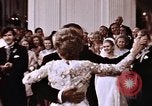 Standbild Hochzeitsfeier Washington DC USA, 1971, aus Sekunde 11 historischem Filmmaterial Videoclip 65675057000