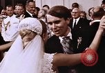 Standbild Hochzeitsfeier Washington DC USA, 1971, aus Sekunde 50 historischem Filmmaterial Videoclip 65675057000