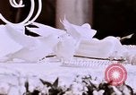 Image Tricia's Wedding Cake Washington DC USA, 1971, de la seconde 35 séquences d'archives historiques vidéo 65675057001