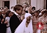 Standbild Tricia's erste Tanz Washington DC USA, 1971, aus Sekunde 14 historischem Filmmaterial Videoclip 65675057002