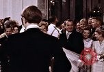 Standbild Tricia's erste Tanz Washington DC USA, 1971, aus Sekunde 34 historischem Filmmaterial Videoclip 65675057002