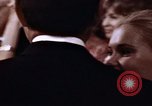 Standbild Tricia's erste Tanz Washington DC USA, 1971, aus Sekunde 60 historischem Filmmaterial Videoclip 65675057002