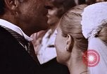 Standbild Tricia's erste Tanz Washington DC USA, 1971, aus Sekunde 62 historischem Filmmaterial Videoclip 65675057002
