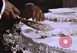 Image Tricia's Wedding Cake Washington DC USA, 1971, de la seconde 26 séquences d'archives historiques vidéo 65675057003