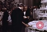 Image Tricia's Wedding Cake Washington DC USA, 1971, de la seconde 53 séquences d'archives historiques vidéo 65675057003
