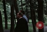 Image leader soviétique Léonide Brejnev Camp David Maryland USA, 1973, de la seconde 3 séquences d'archives historiques vidéo 65675057031