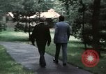 Image leader soviétique Léonide Brejnev Camp David Maryland USA, 1973, de la seconde 10 séquences d'archives historiques vidéo 65675057031