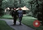 Image leader soviétique Léonide Brejnev Camp David Maryland USA, 1973, de la seconde 29 séquences d'archives historiques vidéo 65675057031