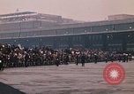 Standbild Präsident Nixon Berlin Besuch Berlin Deutschland, 1969, aus Sekunde 10 historischem Filmmaterial Videoclip 65675057241