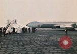 Standbild Präsident Nixon Berlin Besuch Berlin Deutschland, 1969, aus Sekunde 15 historischem Filmmaterial Videoclip 65675057241