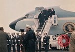 Standbild Präsident Nixon Berlin Besuch Berlin Deutschland, 1969, aus Sekunde 39 historischem Filmmaterial Videoclip 65675057241