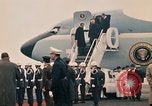 Standbild Präsident Nixon Berlin Besuch Berlin Deutschland, 1969, aus Sekunde 41 historischem Filmmaterial Videoclip 65675057241