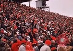 Standbild Texas versus Arkansas Fußball Spiel Fayetteville Arkansas USA, 1969, aus Sekunde 11 historischem Filmmaterial Videoclip 65675057261