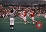Standbild Texas versus Arkansas Fußball Spiel Fayetteville Arkansas USA, 1969, aus Sekunde 24 historischem Filmmaterial Videoclip 65675057261