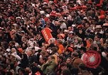 Standbild Texas versus Arkansas Fußball Spiel Fayetteville Arkansas USA, 1969, aus Sekunde 37 historischem Filmmaterial Videoclip 65675057261