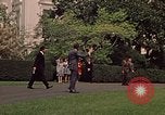 Immagine di Il presidente Nixon e famiglia Washington DC USA, 1973, secondo 56 filmato di repertorio 65675057318