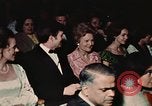 Immagine di Prima Signora Patricia Nixon Washington DC USA, 1973, secondo 11 filmato di repertorio 65675057319