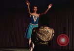 Immagine di Prima Signora Patricia Nixon Washington DC USA, 1973, secondo 31 filmato di repertorio 65675057319
