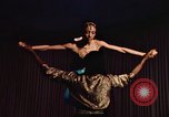 Immagine di Prima Signora Patricia Nixon Washington DC USA, 1973, secondo 34 filmato di repertorio 65675057319