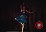 Immagine di Prima Signora Patricia Nixon Washington DC USA, 1973, secondo 55 filmato di repertorio 65675057319