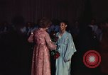 Immagine di Prima Signora Patricia Nixon Washington DC USA, 1973, secondo 11 filmato di repertorio 65675057320